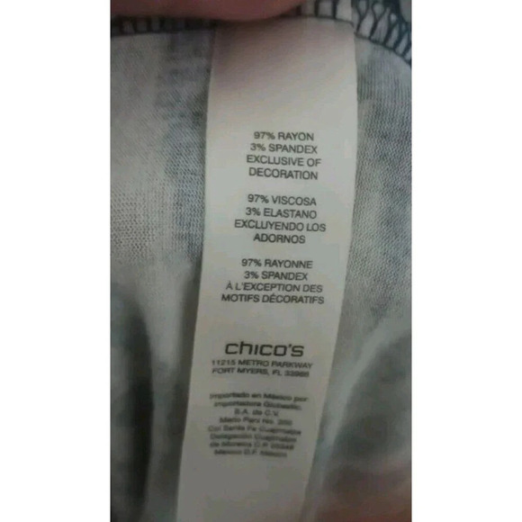 Chico's Shirt Gray Blue Top Casual Stretch Zebra 3/4 Sleeve Size 0 (Small/4) - Picture 4 of 5